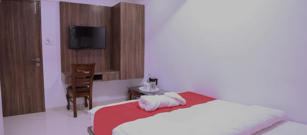 Hotel Apple Inn Navi Mumbai Ngoại thất bức ảnh